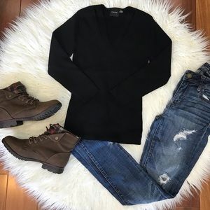 Cliche Black Sweater Size S